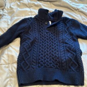 EUC Boys knitted sweather. Size M